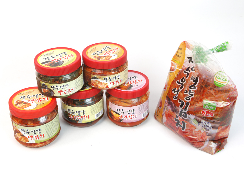 김치세트메뉴(총각김치1kg 오이소박이800g 갓김치1kg또는 깻잎500g) 제품사진